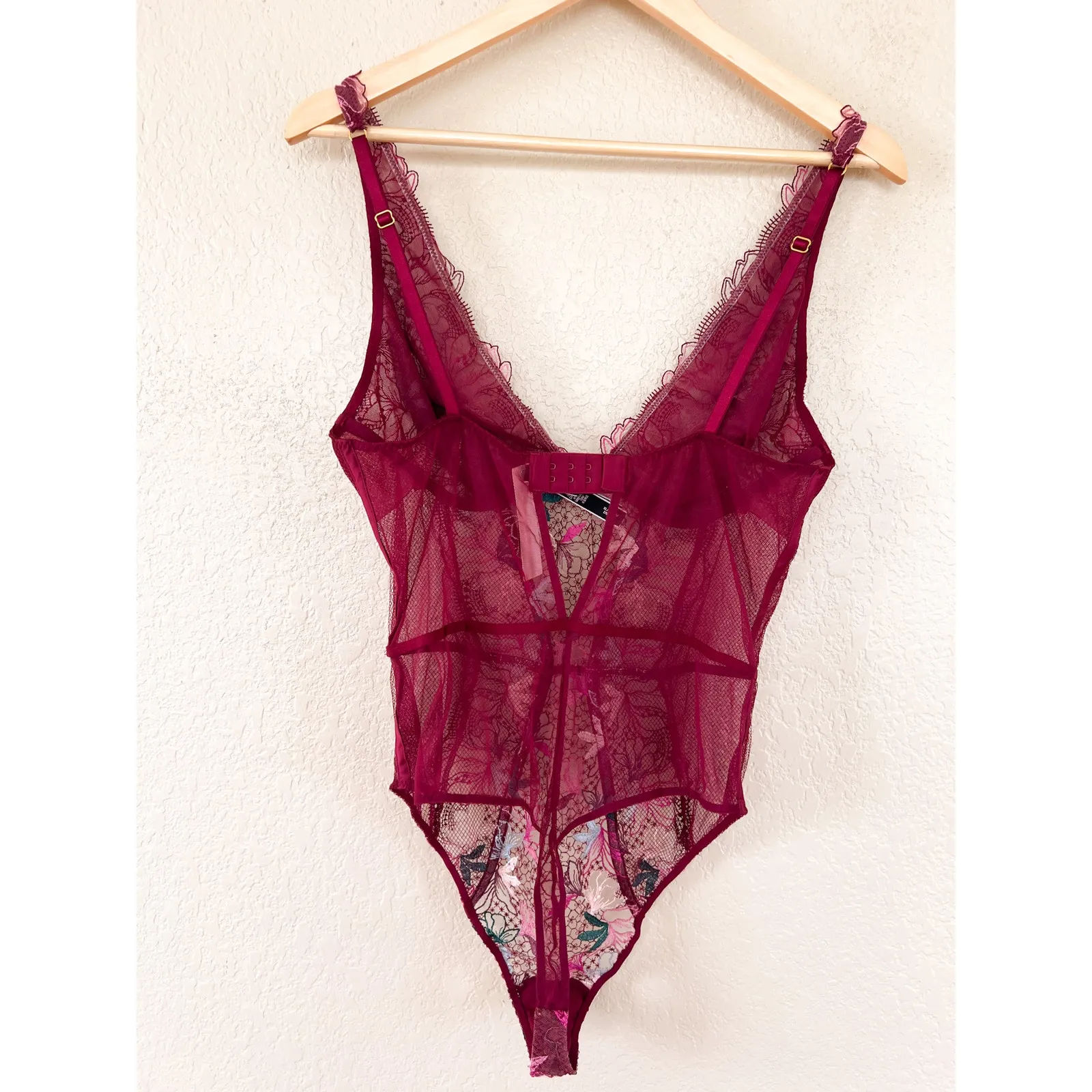 NEW Victoria's Secret Maroon Lace Bodysuit L/XL Thong Floral - Image 4