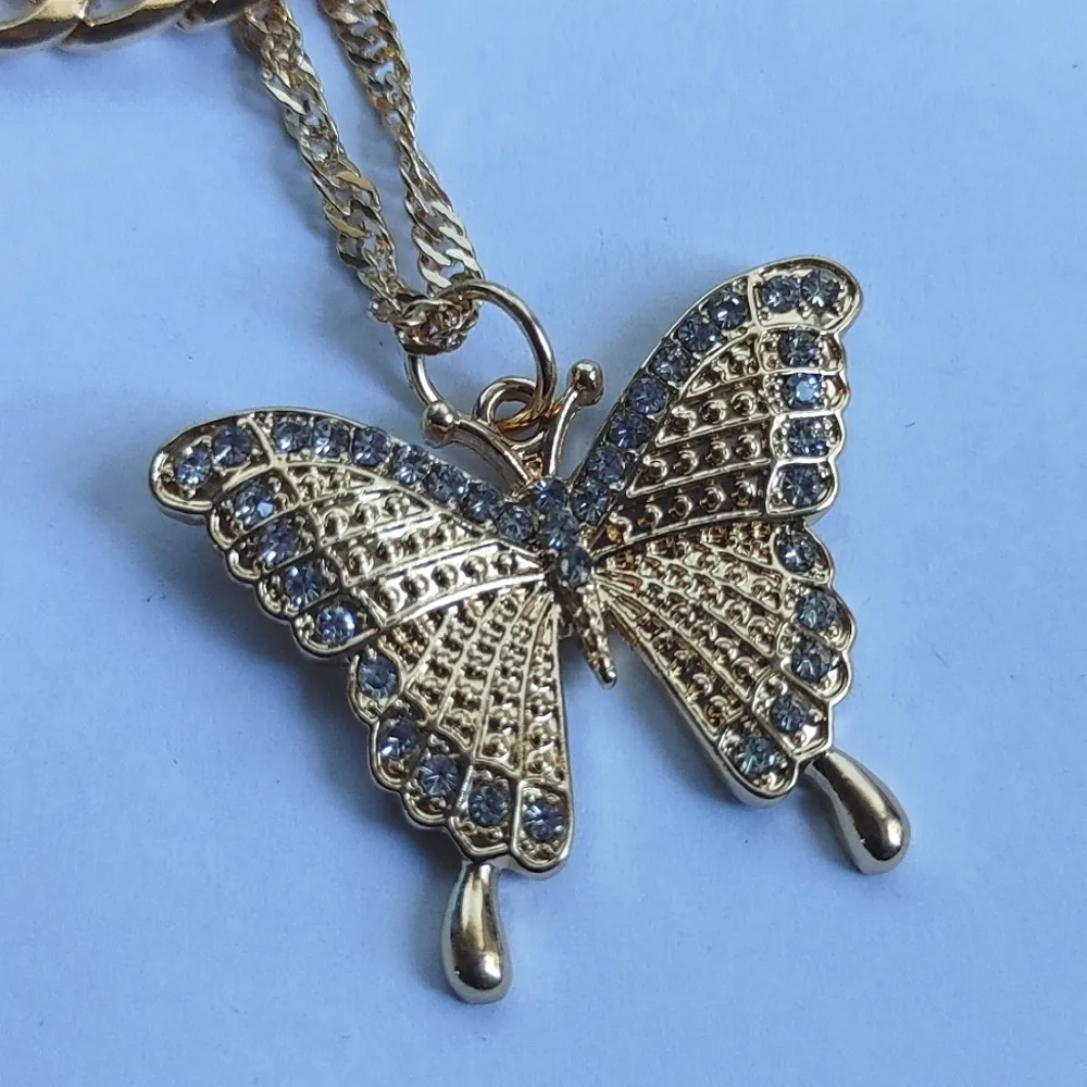 2 Gold Chain w Butterfly Necklace & Earrings Set - Image 5