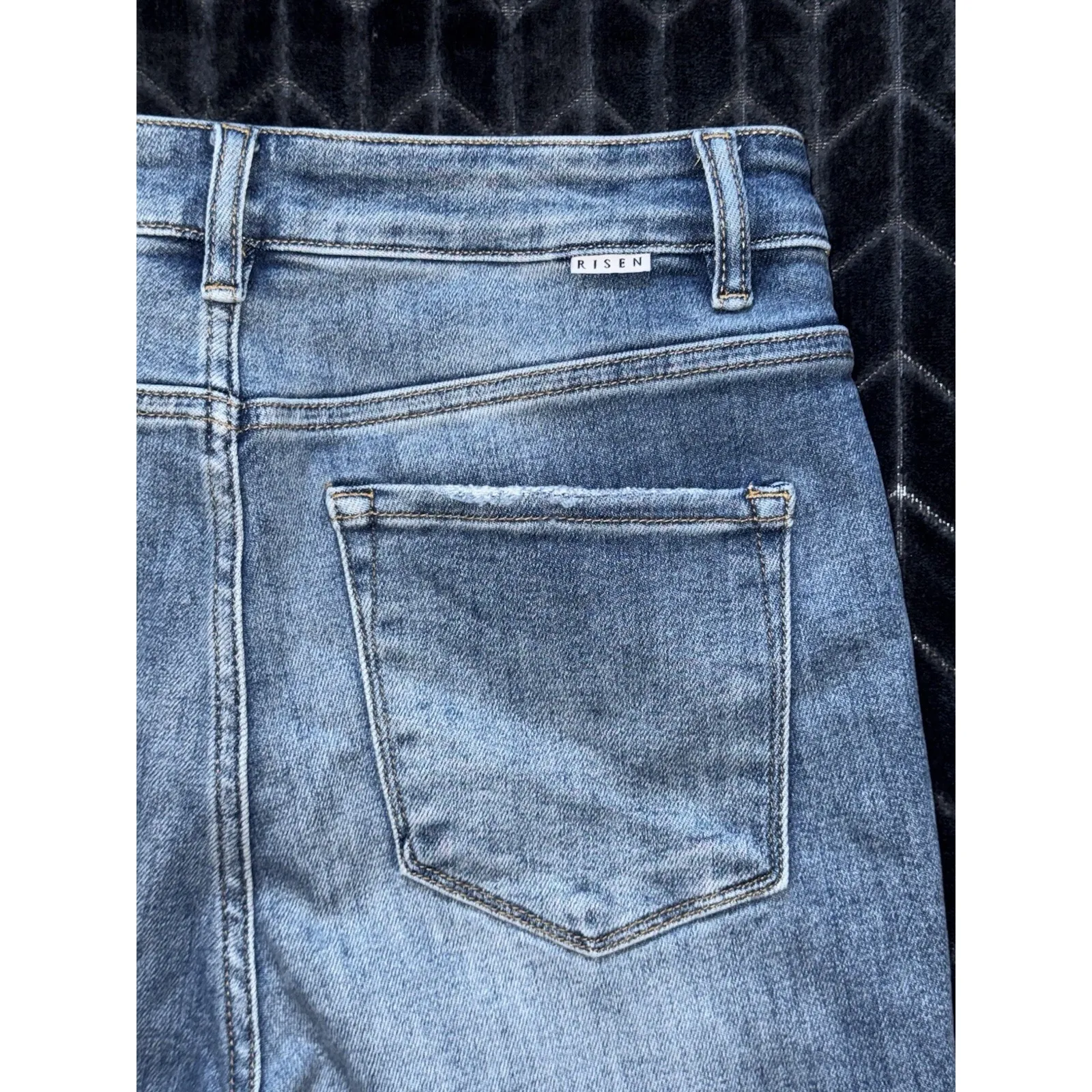 Risen Jeans Women's Blue Distressed Frayed Hem Flare Denim Size 29 - Image 8