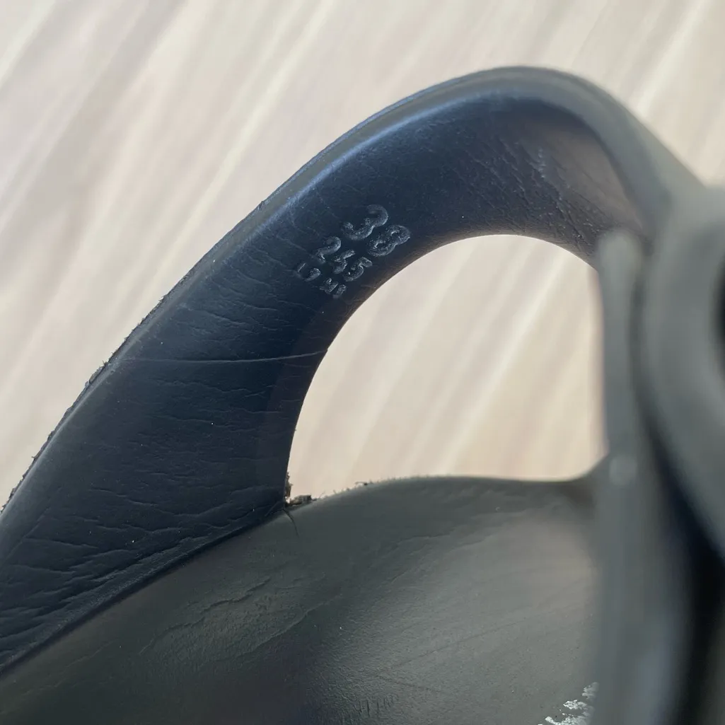 Birkenstock Black Thong Sandals - Image 10