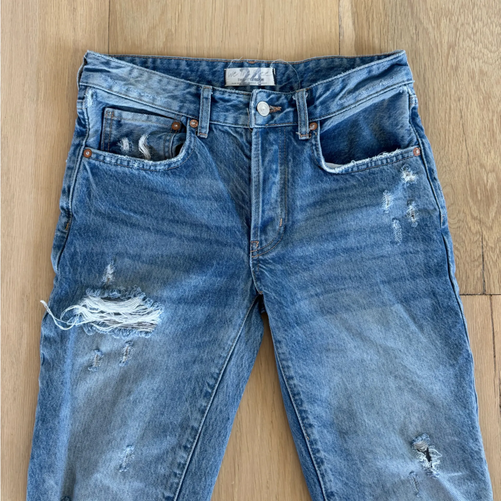 We The Free  Distressed Boyfriend Blue Jeans Size 24 - Image 2