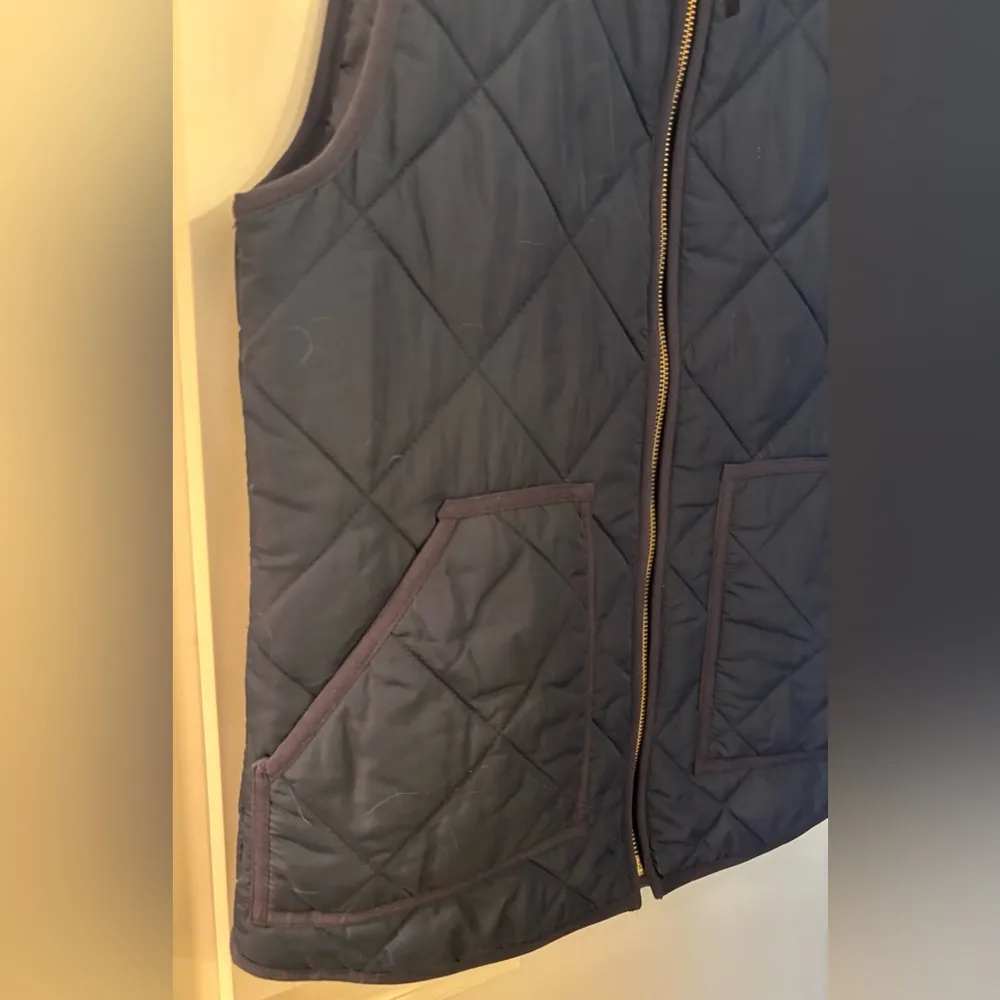 J. Crew Mercantile Quilted Vest in Navy, Size XS - Image 2