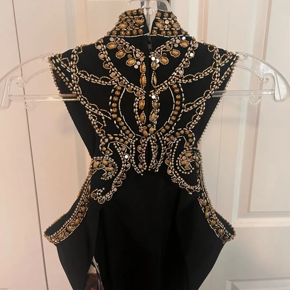 Black and Gold Beaded Prom Dress - Size 6 - Image 4