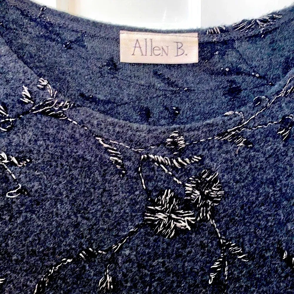 Allen B. Charcoal Grey embroidered maxi dress. Pull on. Long sleeve. Size 6. Gray - Image 2