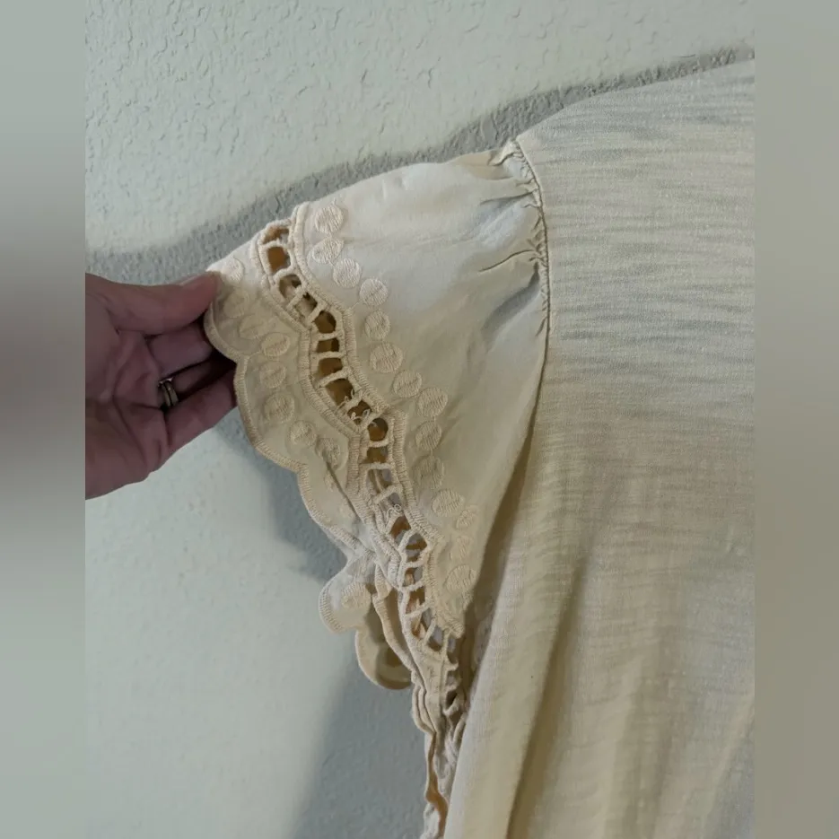 Liz Claiborne Yellow Short Flutter Sleeve Top - Image 4