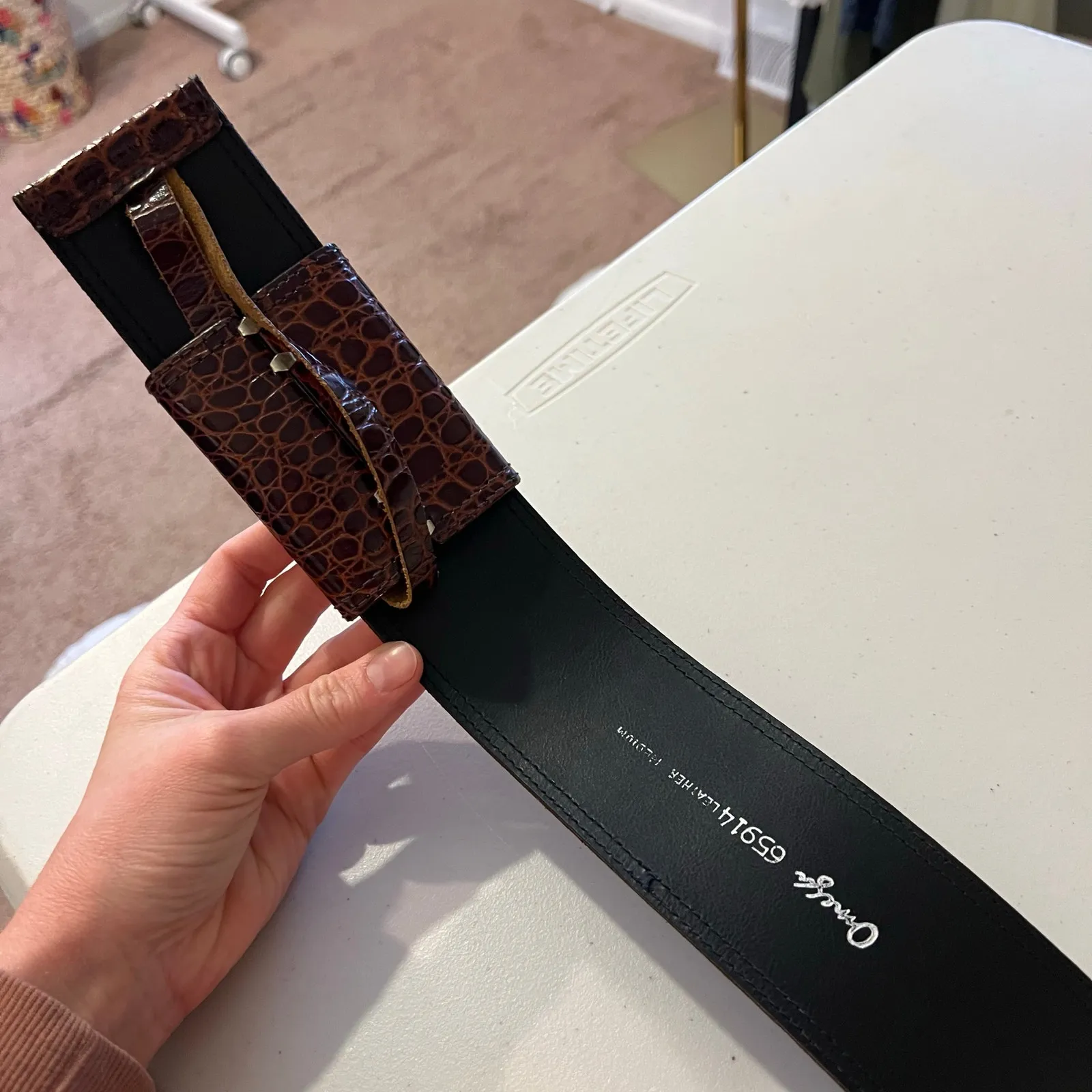 Omega Vintage 90s Brown Snake Skin Genuine Leather Wide Wrap Belt Size Medium - Image 4