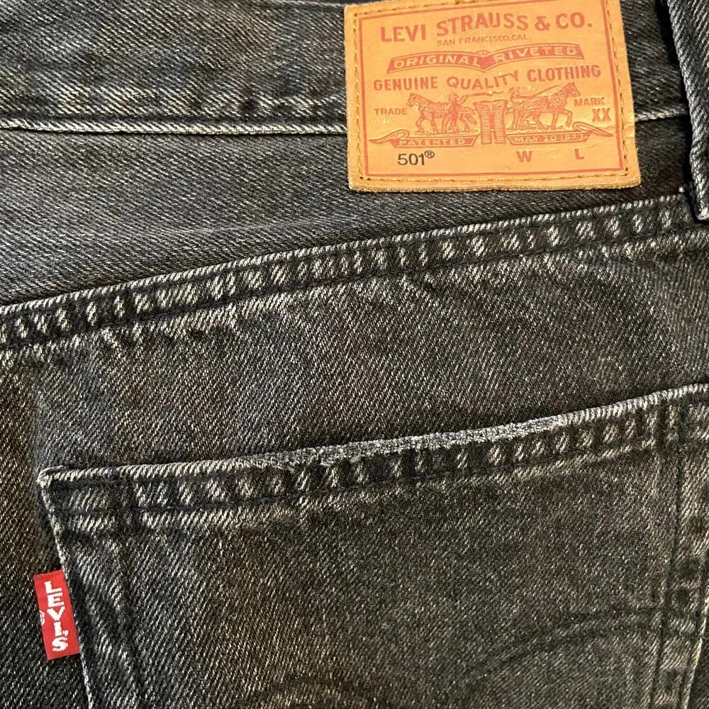 Levi's 501 Shorts Denim Jean Short High Rise Raw Cut Off Black W30" - Image 3