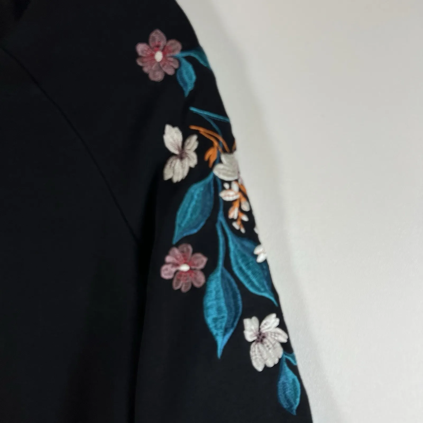 MASSIMO DUTTI Embroidered Floral blouse whimsigoth fairy grunge Women's Sz Large - Image 4