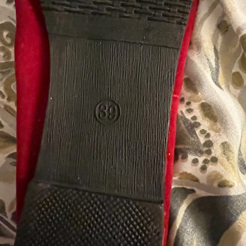 39 Red velvet round flats - Image 3