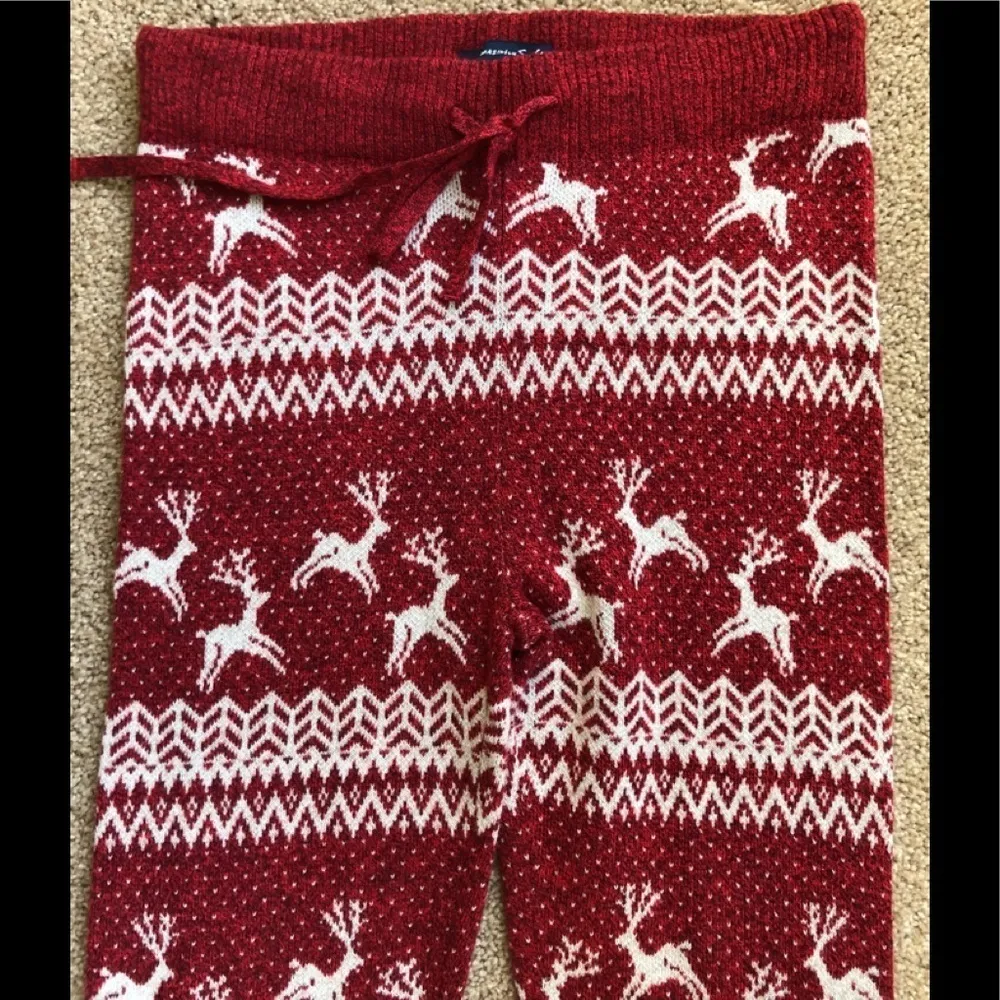 American Eagle Ahh-amazingly Soft Reindeer Sweater Joggers XS Holiday Cheer Red - Image 2