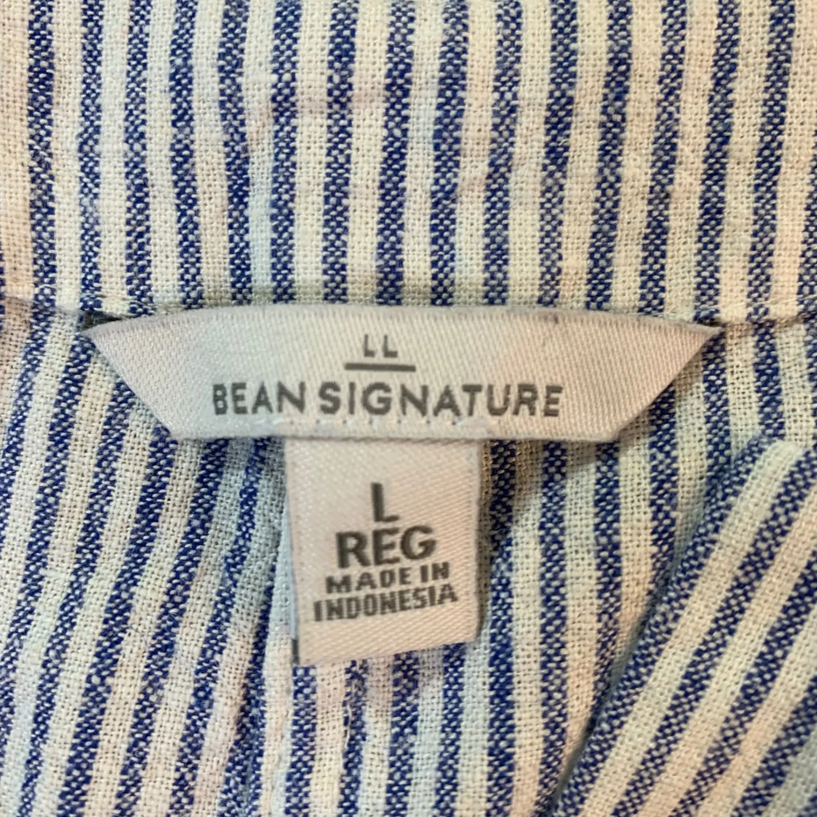LL Bean Signature Women's Striped V - Image 3