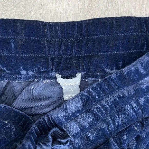 Aerie navy blue velvet velour loungewear shorts women's size XS - Image 3