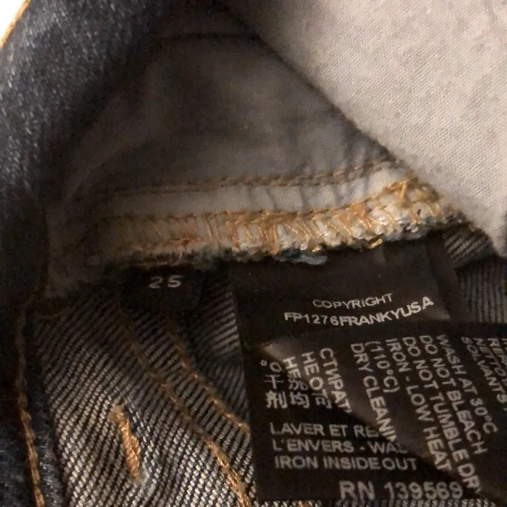 Franky High Rise Medium Wash Denim Distressed Skinny Jeans size 25 - Image 15