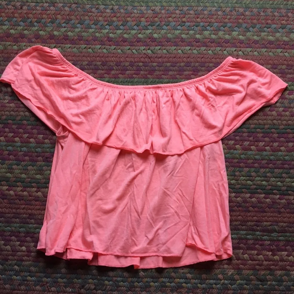 PINK OFF THE SHOULDER CROP TOP - Image 4