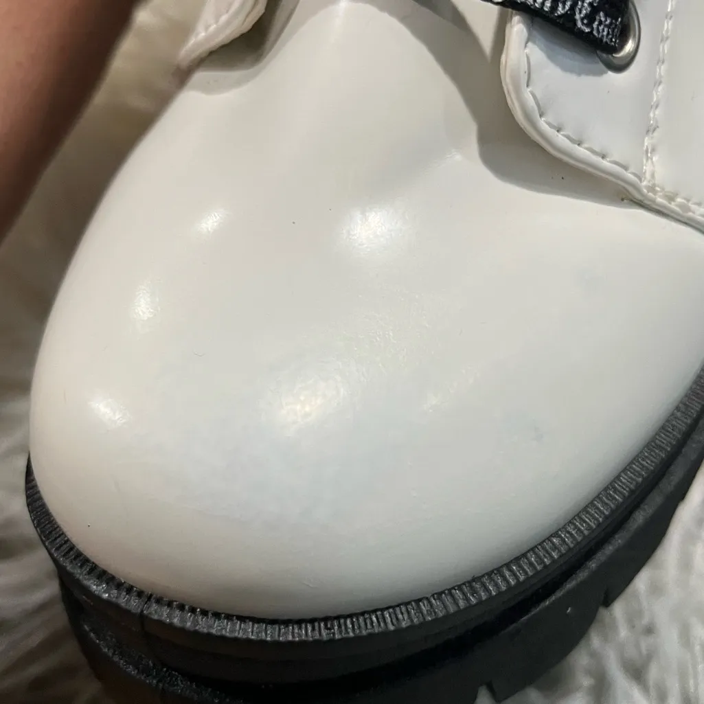 Juicy Couture  White Boots JC-Carme  Chunky Heal  Size 10 - Image 7