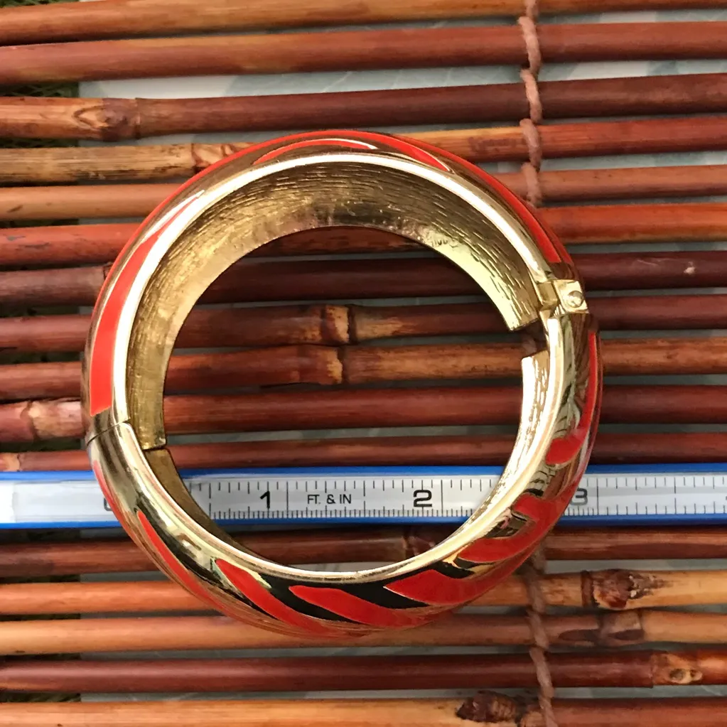 1980’s Vibe Set Link Necklace & Hinged Bracelet Orange - Image 6