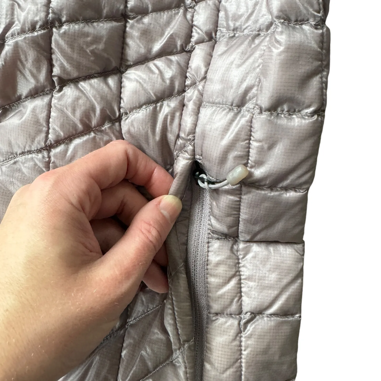 The North Face Quilted Jacket - Image 6