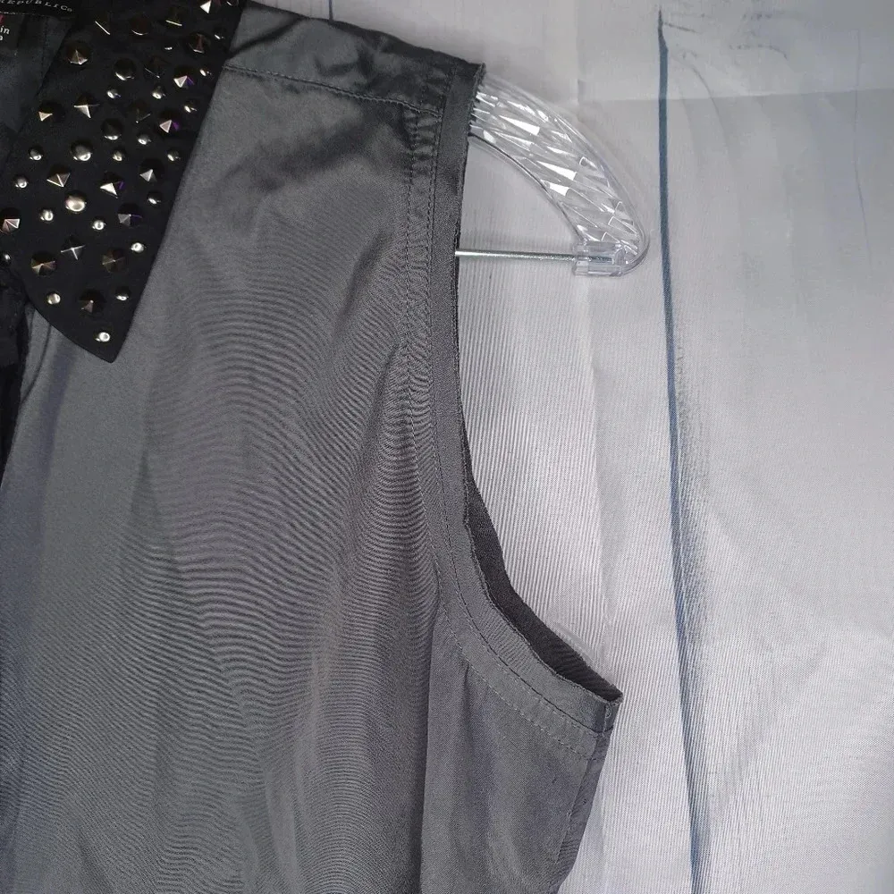 Rock & Republic sleeveless shirt with studded collar - Image 3