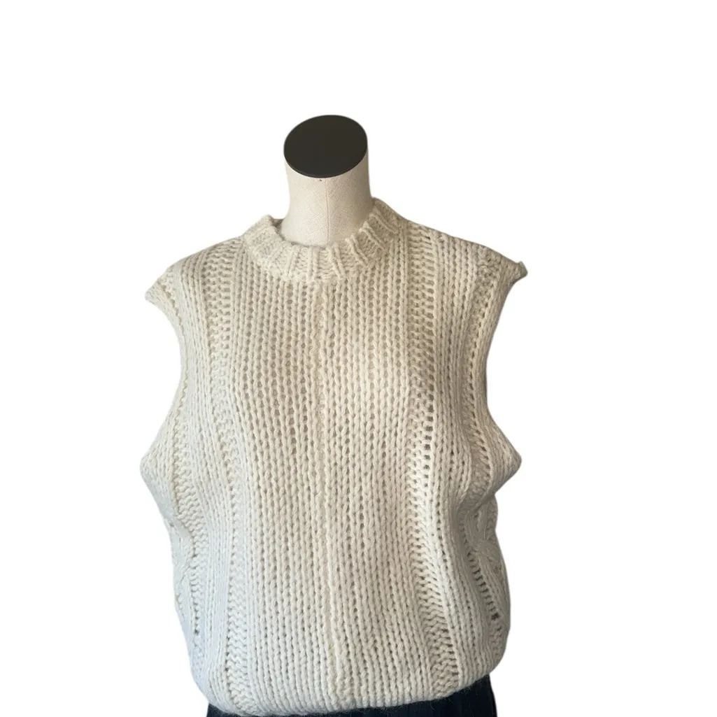 NWT Zara Cream Sleeveless Turtleneck Cable Knit Chunky Sweater Vest - Size M - Image 2