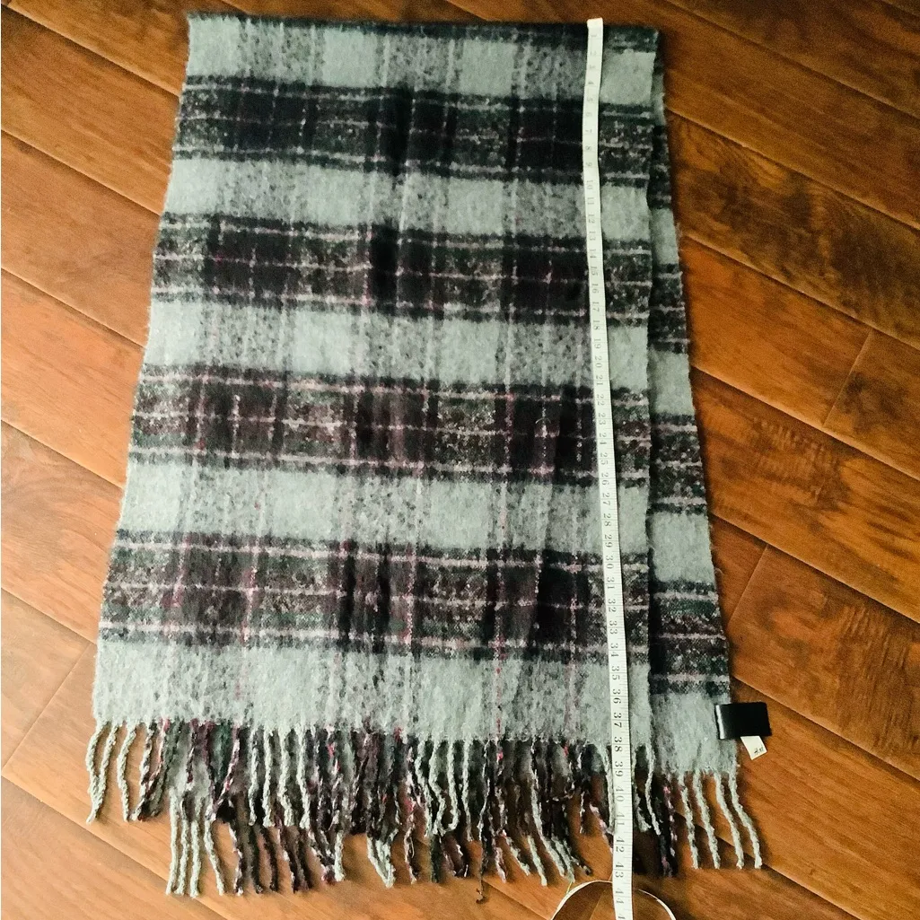 Soft warm shawl NEW 🐰🐰 - Image 6