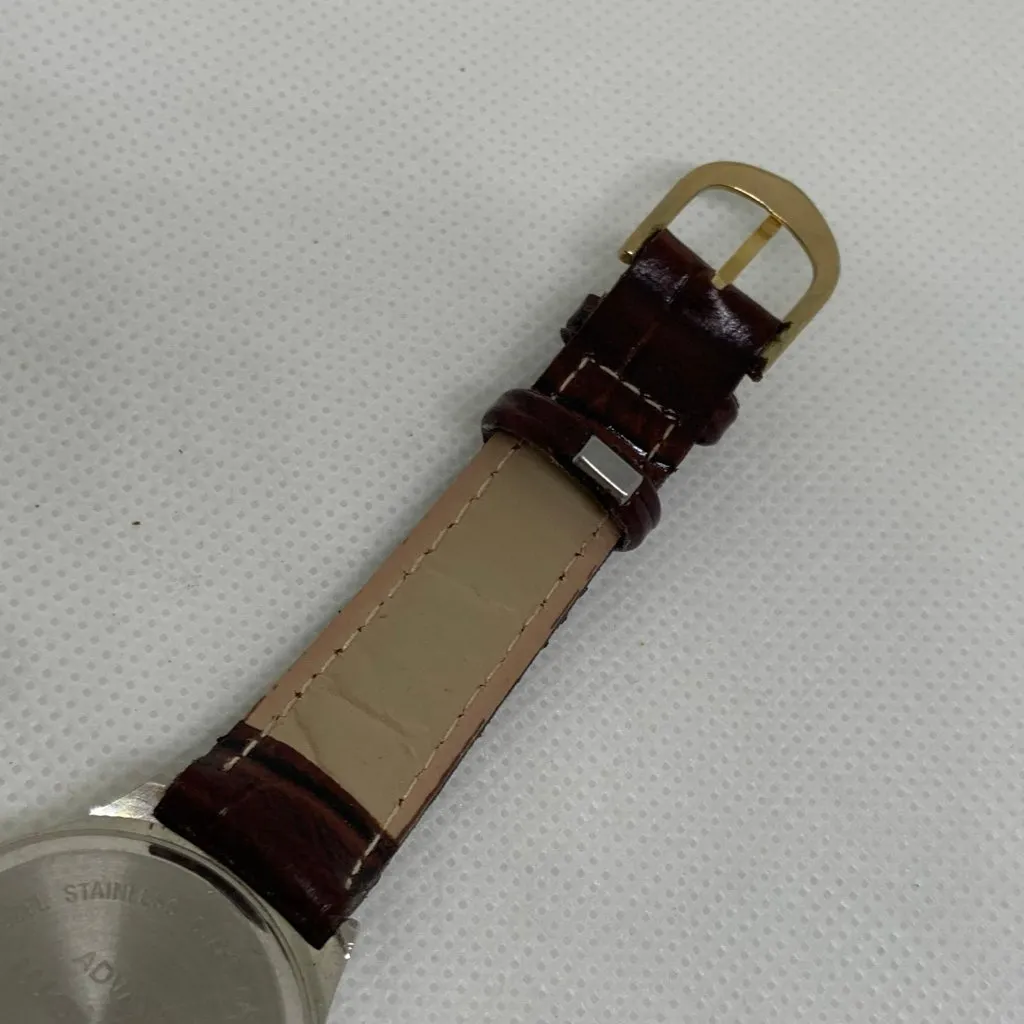 Vtg Advance watch - Image 8