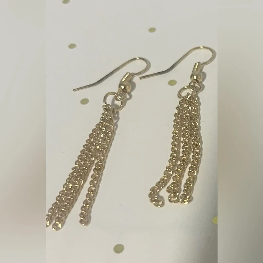 NWT fashion necklace and earring set - Image 3