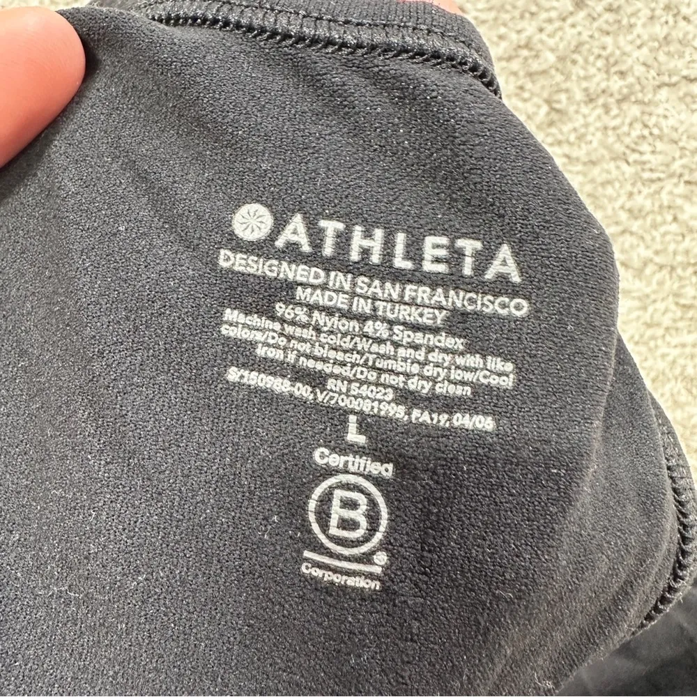 Athleta Women’s Speedlight Seamless Tank Top Sleeveless in Black L - Image 8