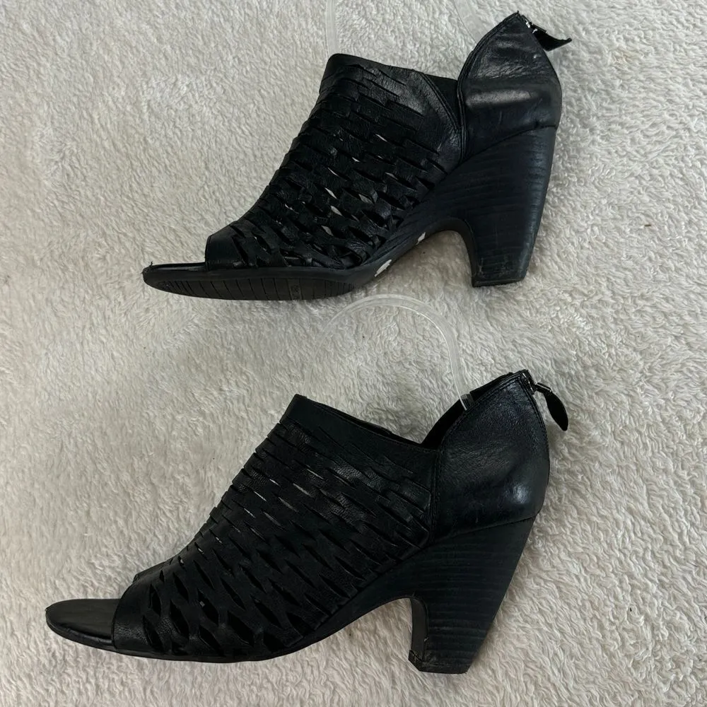 Franco Sarto Salito Bootie Womens Sz 8.5M Black Leather Cutout Back Zip Open Toe - Image 6