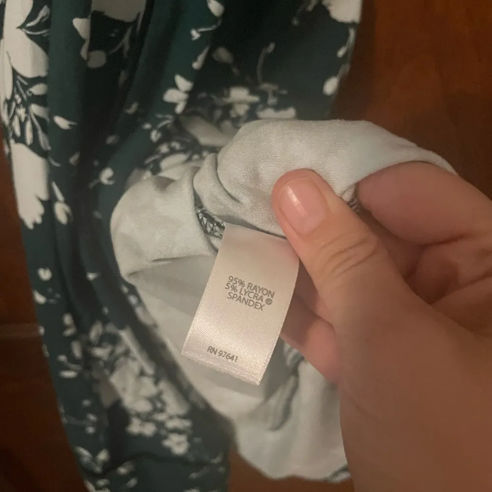 J. Jill Wearever Forest Green White Floral Dress - Image 5