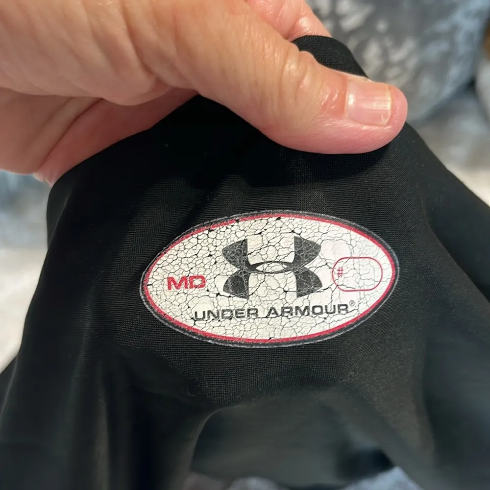 Under Armour Women's Black Long Sleeve Top - Image 5