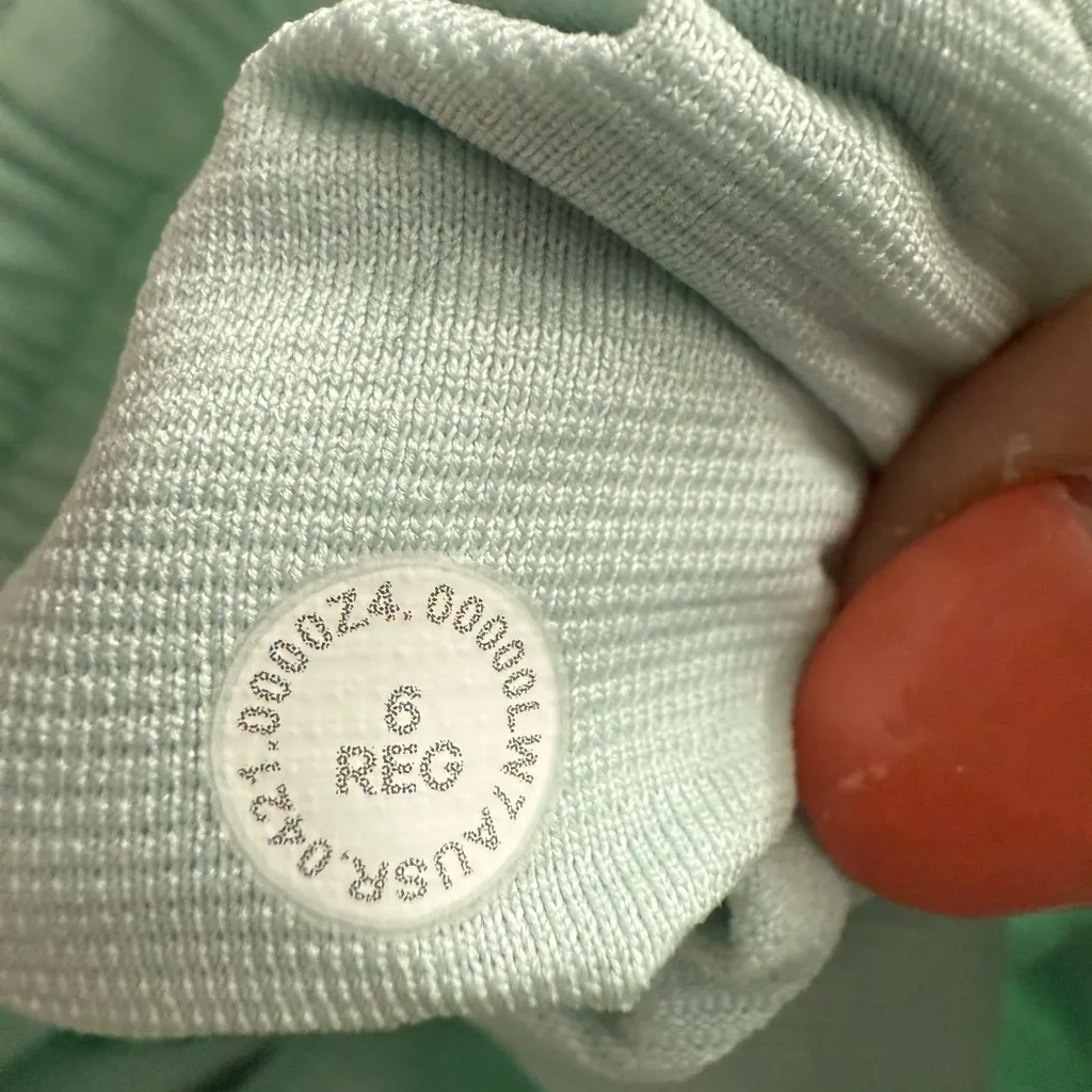 Lululemon Hottie Hot Low Rise Shorts. Delicate mint. Size 6. - Image 2