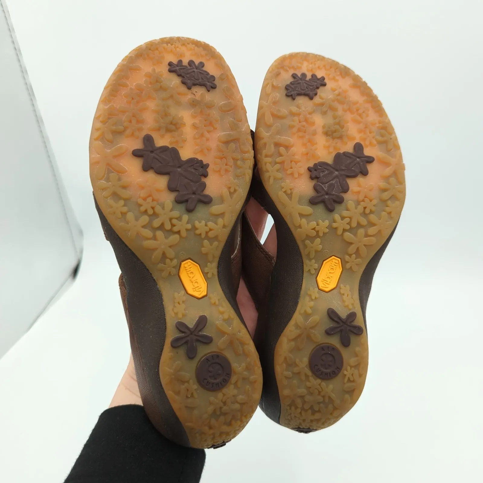 Merrell Alyssum Earth Leather Wedge Thong Sandals Women Size 6 Brown - Image 7