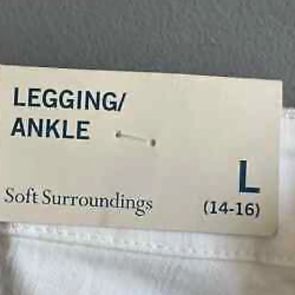 ✨ Soft Surroundings Legging Ankle Zip✨ - Image 6