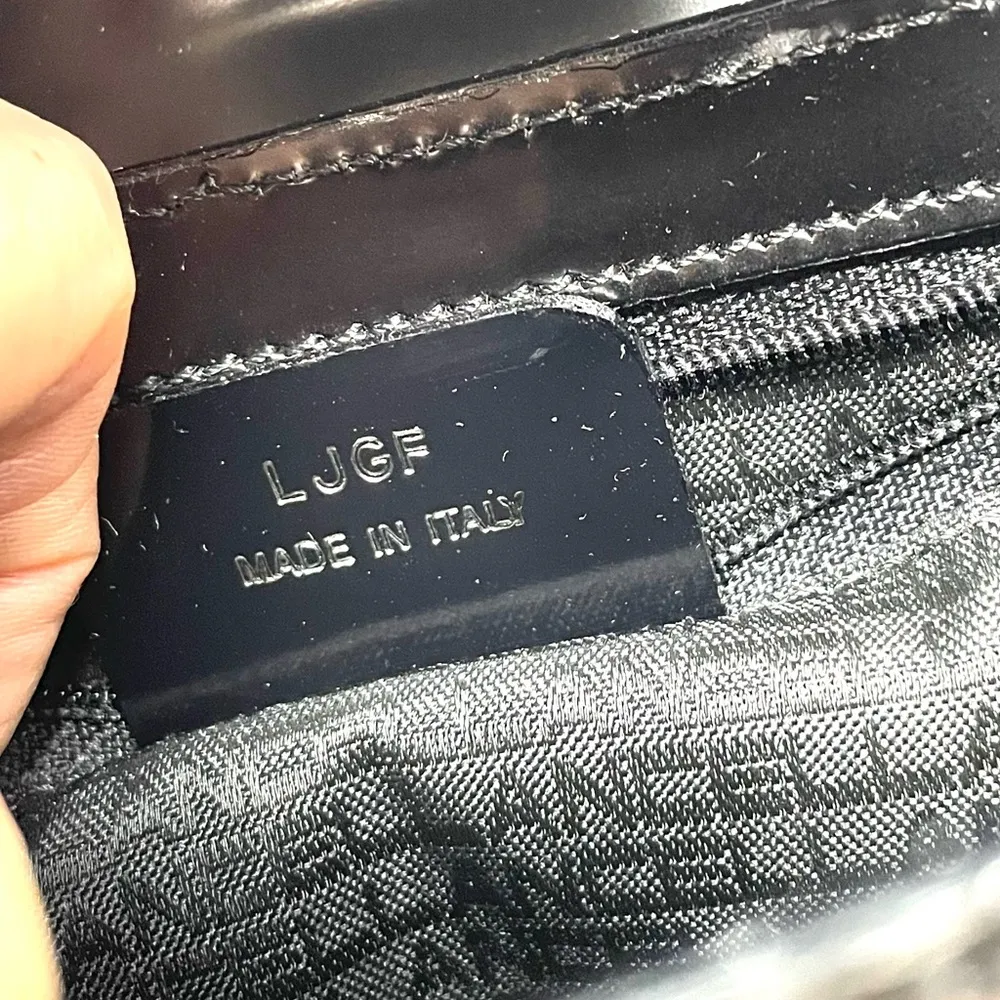 LANCEL Paris high gloss small black leather structured purse, made in Italy - Image 11