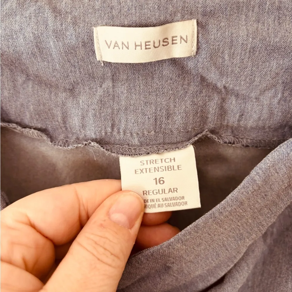 Stylish Gray Pants - Image 3