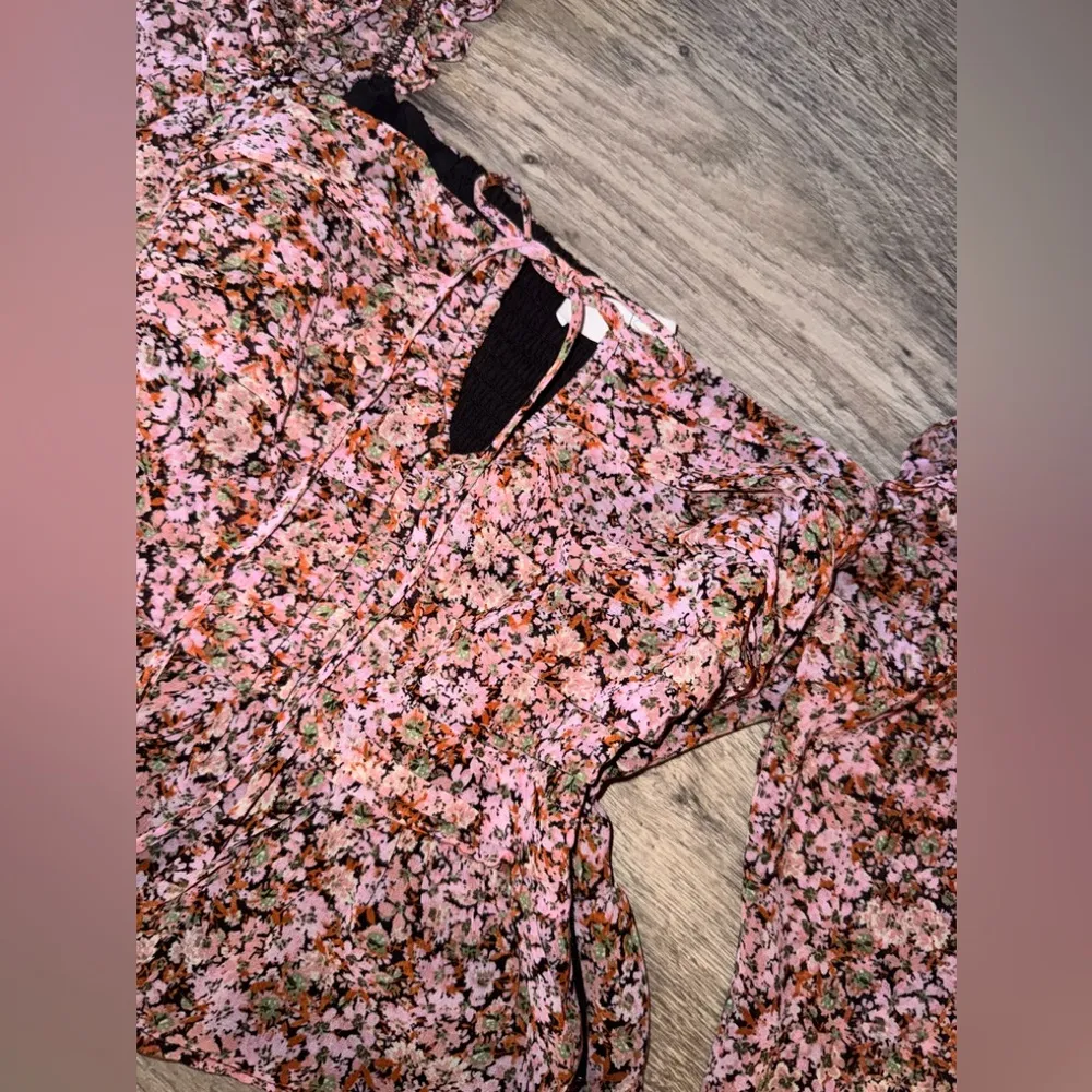 ASTR THE LABEL Floral Long Sleeve Blouse - Image 4