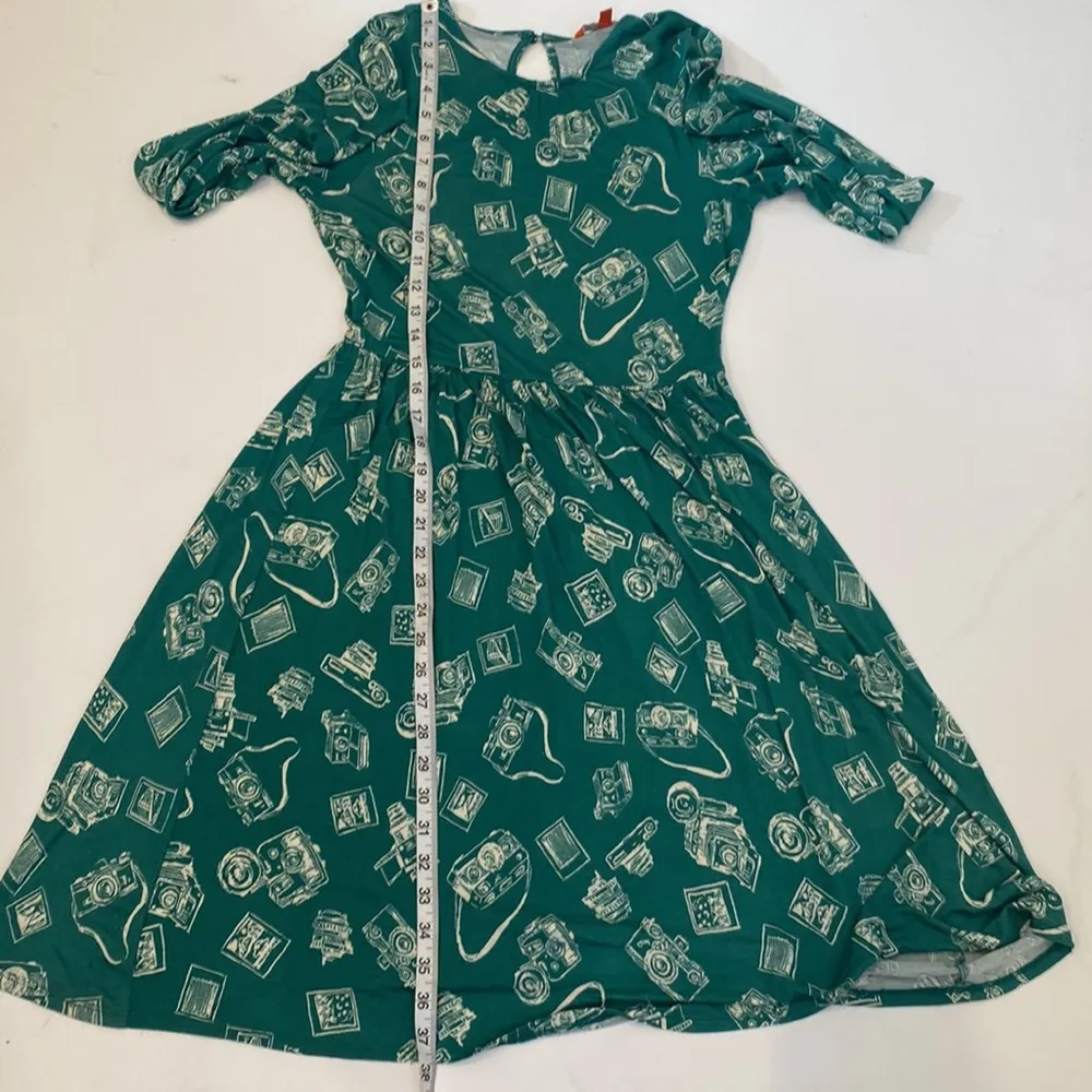 ModCloth Retro Fit Stretchy Camera All Over Print Dress Fit Flare EUC Sz S - Image 12