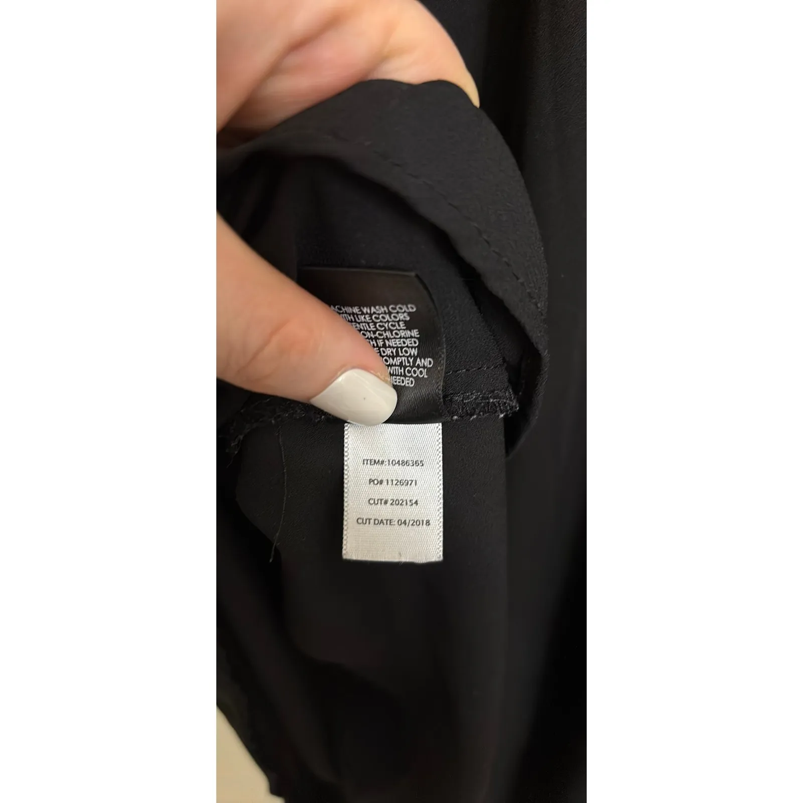 Torrid Blouse Womens 5X Black Harper Georgette Sleeveless V-Neck Button Front - Image 5