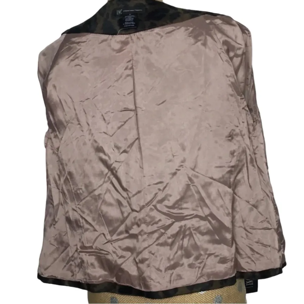 INC International Concepts Size Medium Leopard Faux Fur Shell Crop Jacket. New Brown - Image 5