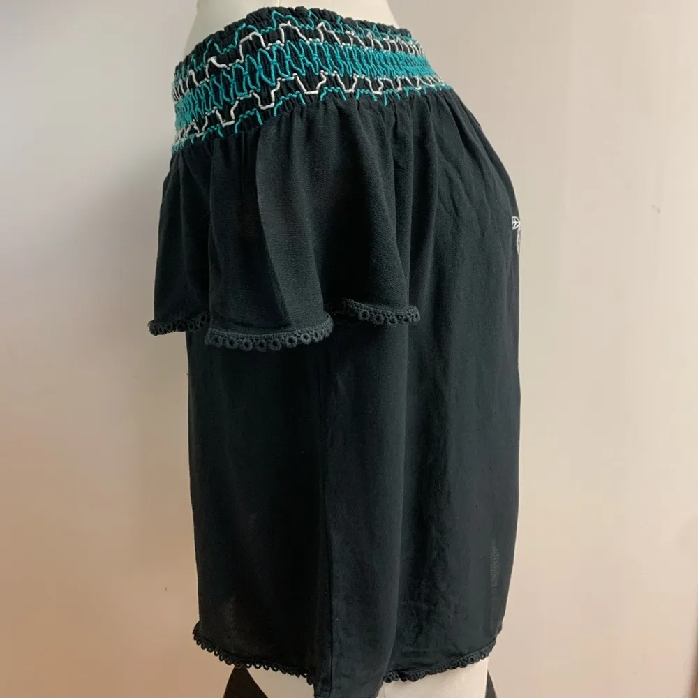 Off the Shoulder Floral Shirt - Image 3