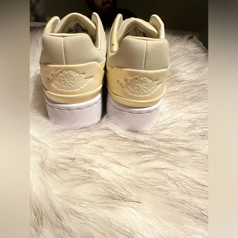 Air 
(WMNS) Air Jordan 1 Jester XX
'Fossil' CQ0278-200
Womens
Size: 7.5 - Image 13