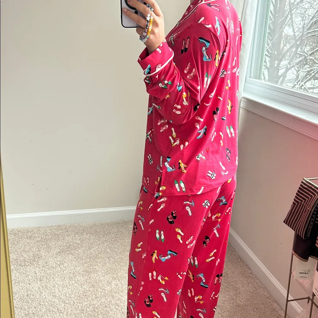 Kate Spade  shoe lovers on set. S/M - Image 15