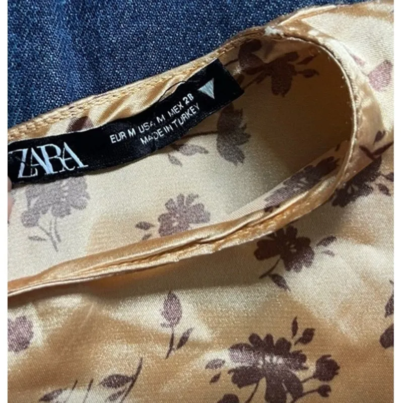 Zara satin gold floral crop top - Image 8
