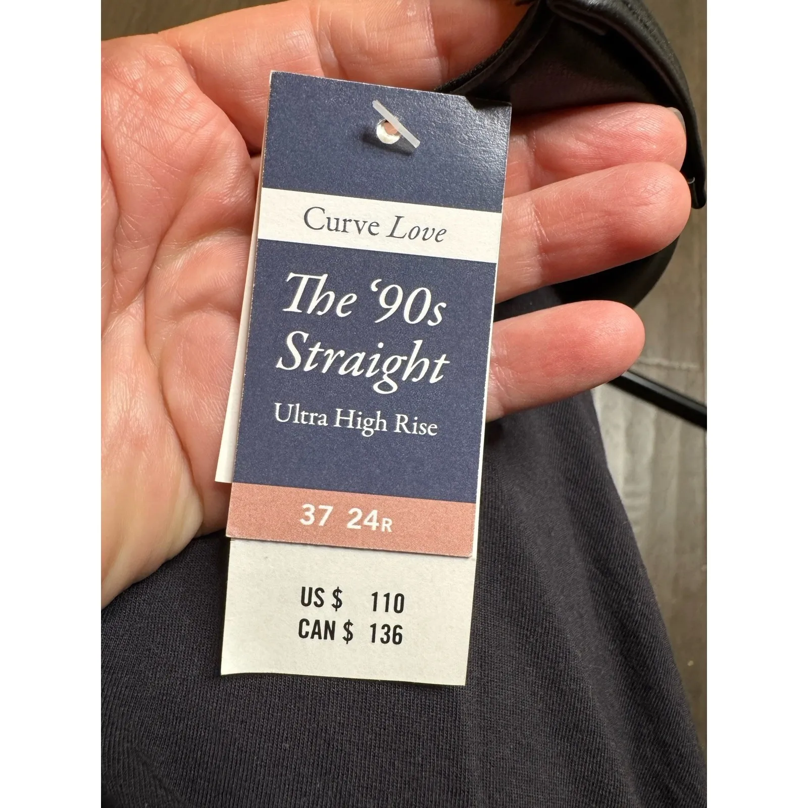 Abercrombie & Fitch Curve‎ Love Vegan Leather 90's Straight Pant Size 37 - Image 4