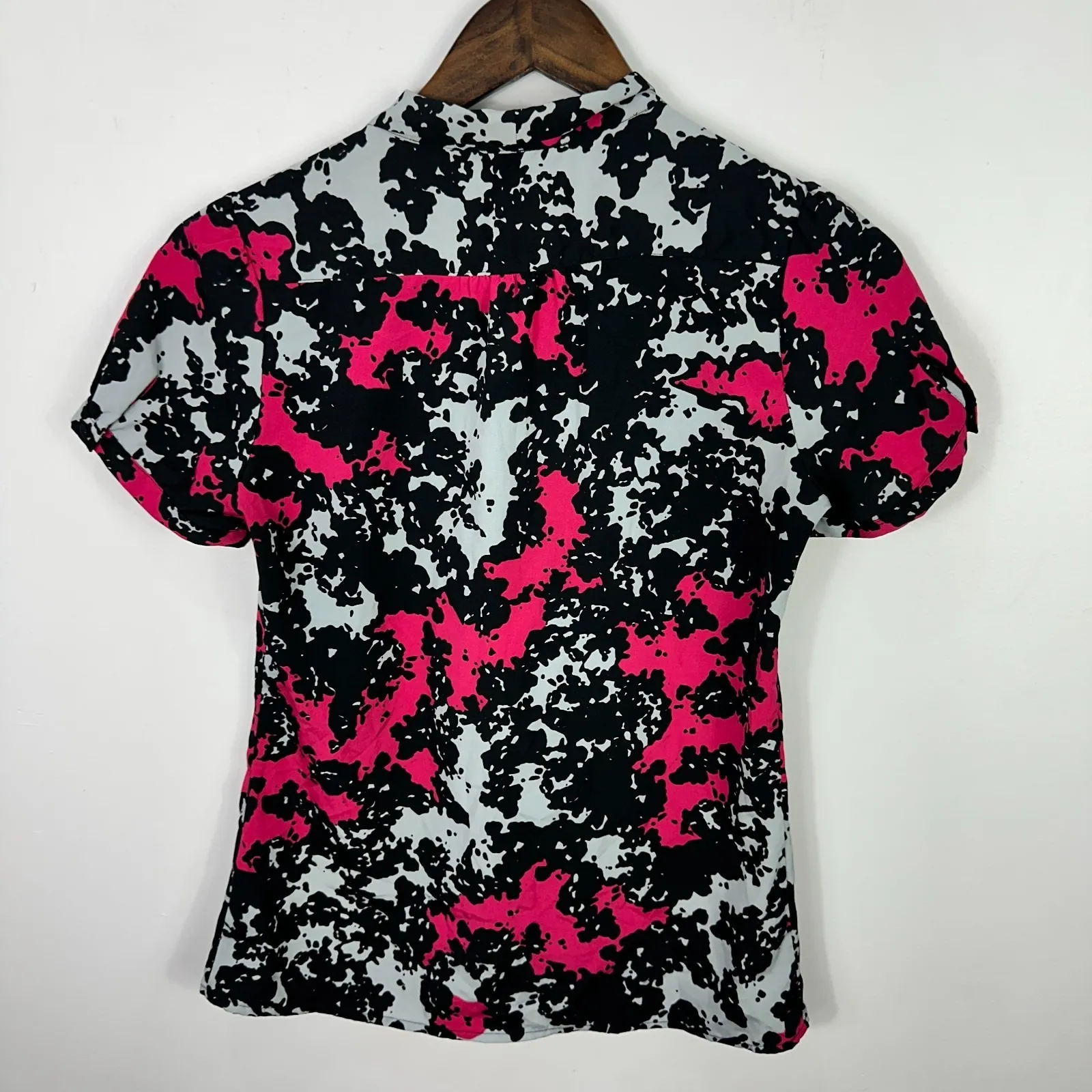 Banana Republic Top PXS Black Pink Abstract Tie‎ Neck Blouse Retro Y2K Career - Image 7