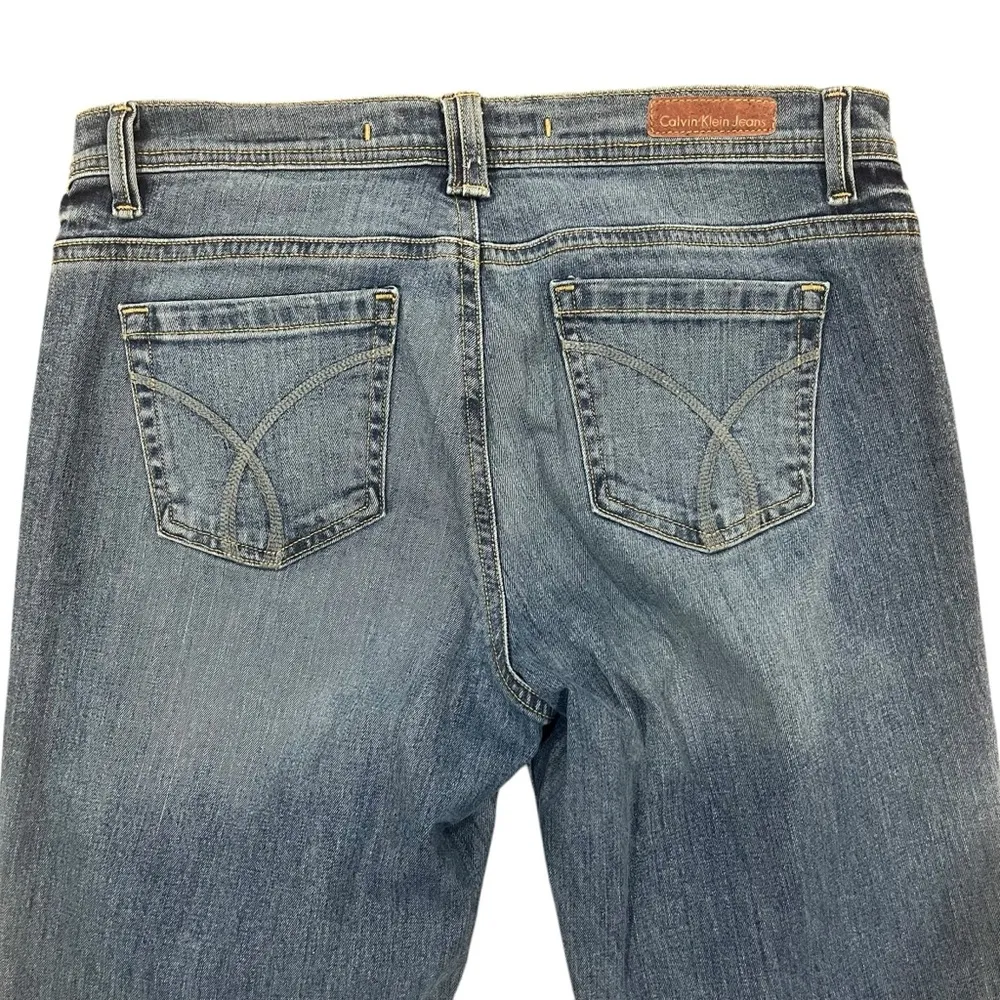 Calvin Klein Womens Size 10 /30 Skinny Crop Cuffed Medium Wash Jeans - Image 5