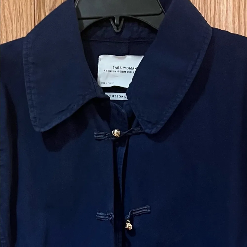 ZARA Navy Blue Cotton Linen Gold Toggle Buttons Military Style Jacket Size Small - Image 6