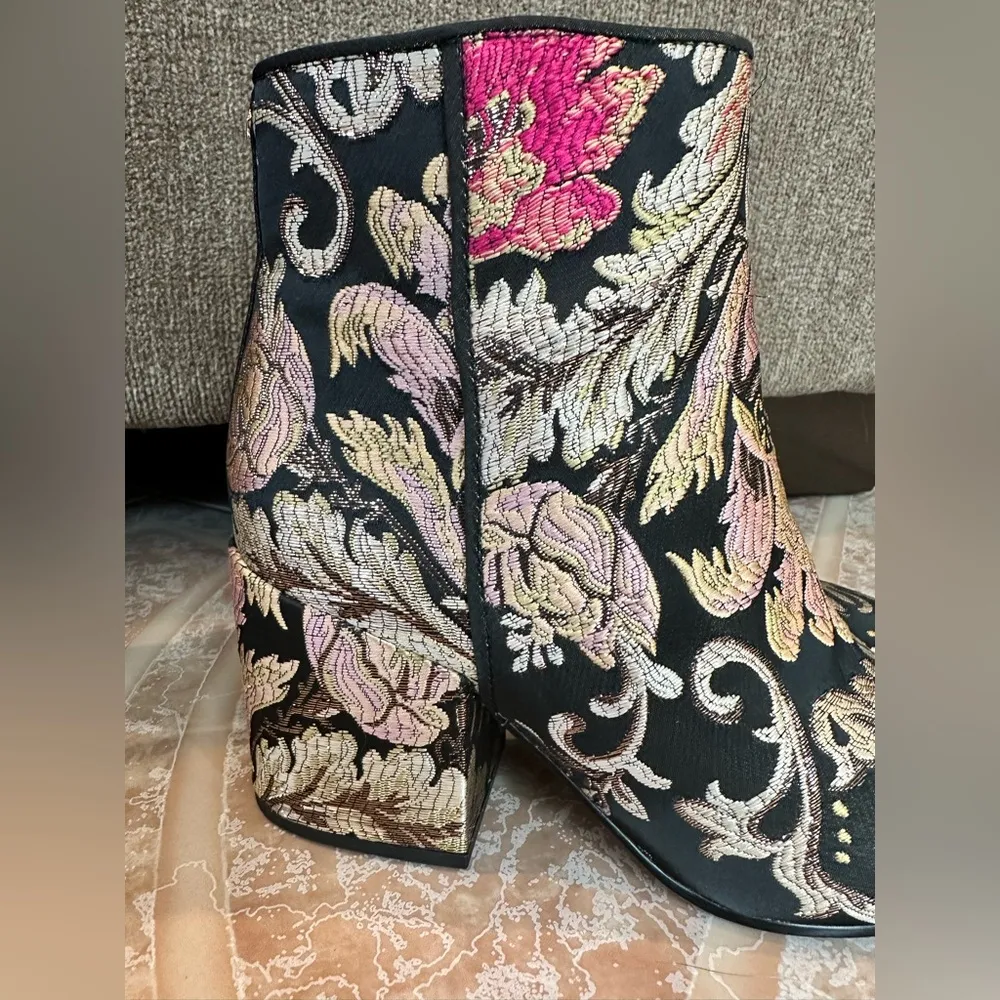 Sam Edelman Embroidered Heeled Ankle Boots - Image 12