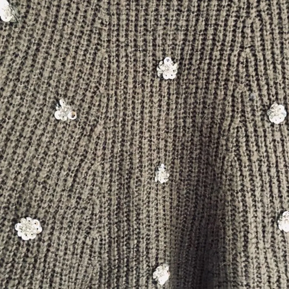 Lauren Conrad Sweater S Sequin Knit Bell Sleeve Gray Cozy Warm Embellished Woven - Image 6