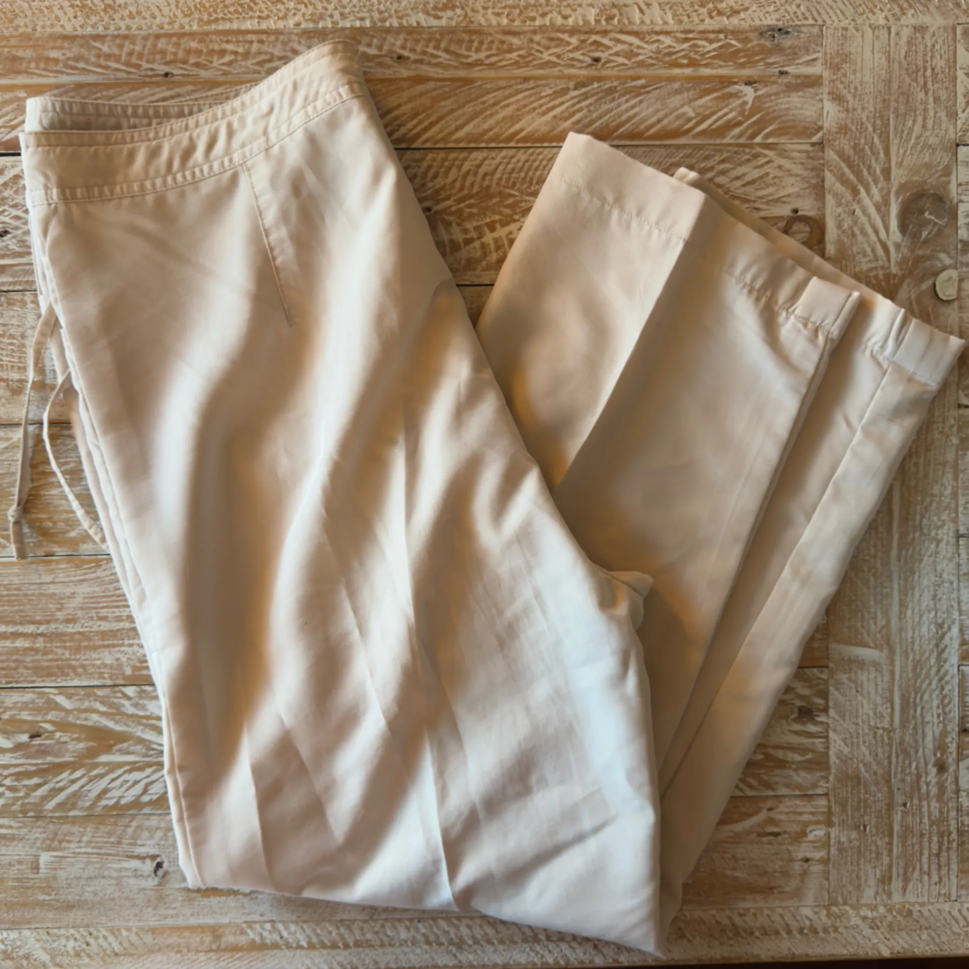 🍦Crazy Horse Liz Claiborne Women’s Capri Pants Lightweight Cropped Slit Hem🍦~12 - Image 4